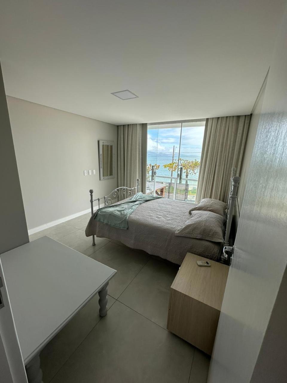 Apartamento Frente Mar na Baía de Porto Belo Exterior foto